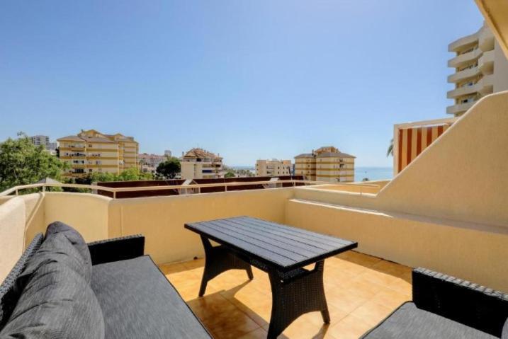 El Estudio De La Playa Benalbeach 324 Gran Terraza Vistas Al Mar เบนัลมาเดนา ภายนอก รูปภาพ