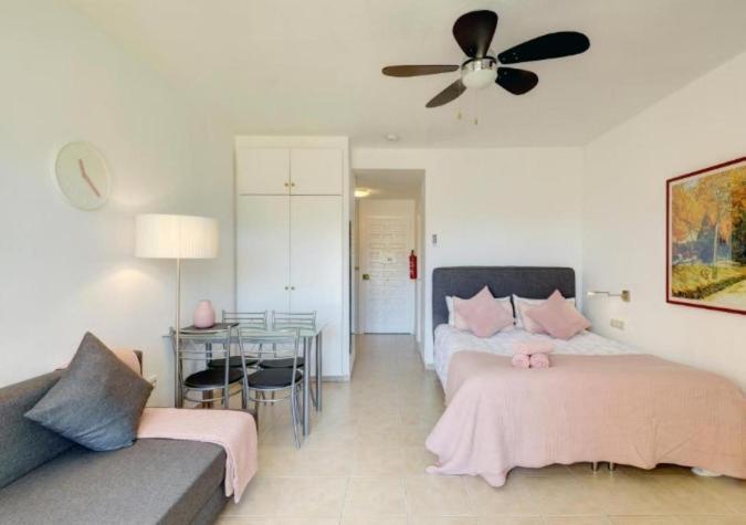 El Estudio De La Playa Benalbeach 324 Gran Terraza Vistas Al Mar เบนัลมาเดนา ภายนอก รูปภาพ
