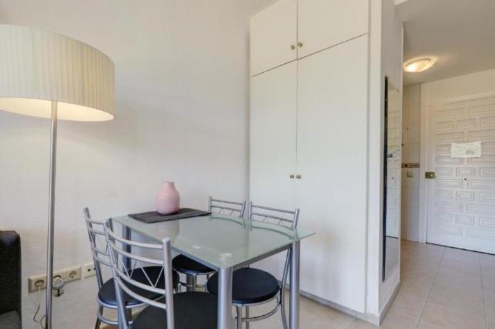 El Estudio De La Playa Benalbeach 324 Gran Terraza Vistas Al Mar เบนัลมาเดนา ภายนอก รูปภาพ